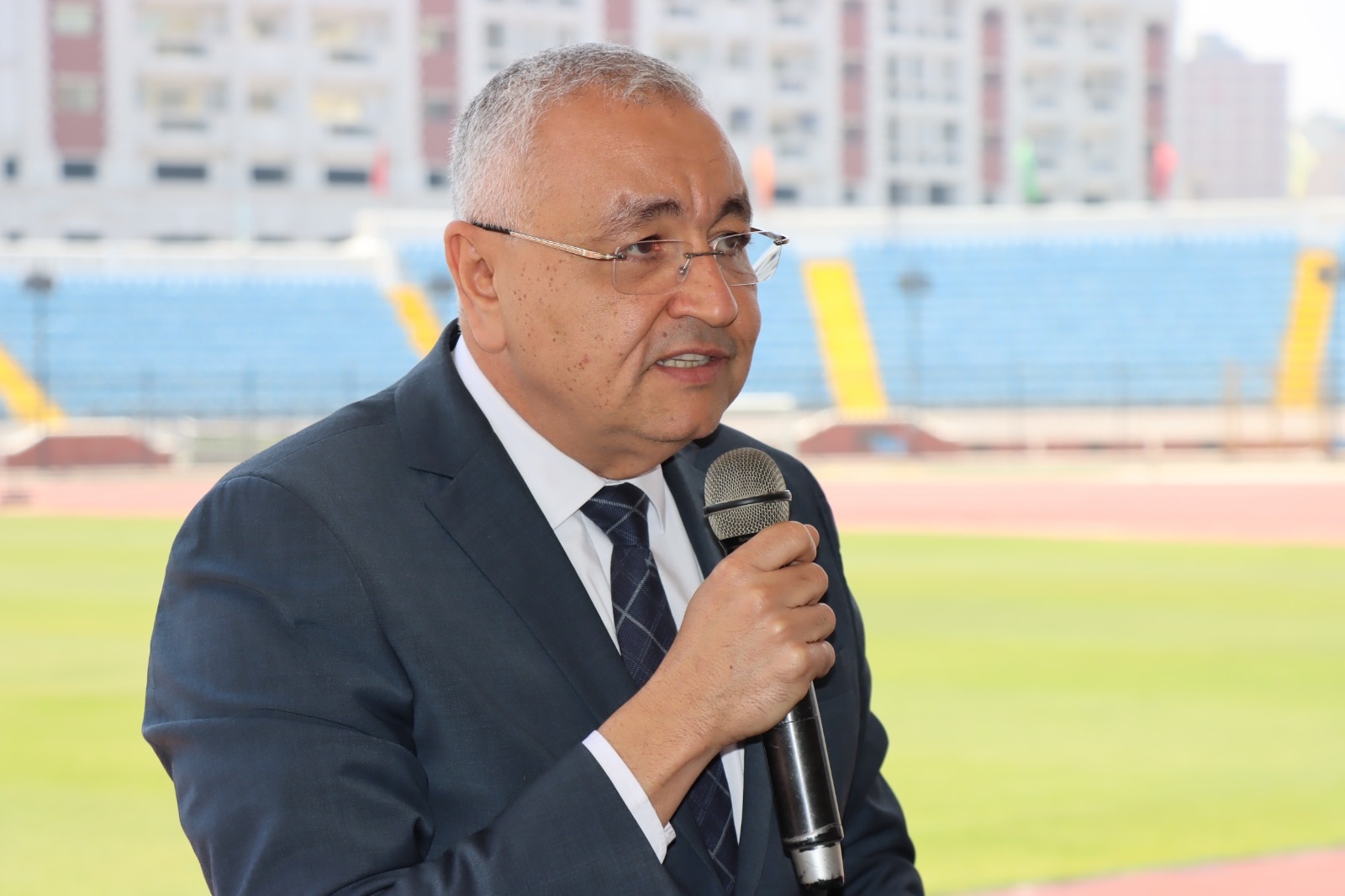 2d4d3cdc ad21 429f a978 ee13b92338bd