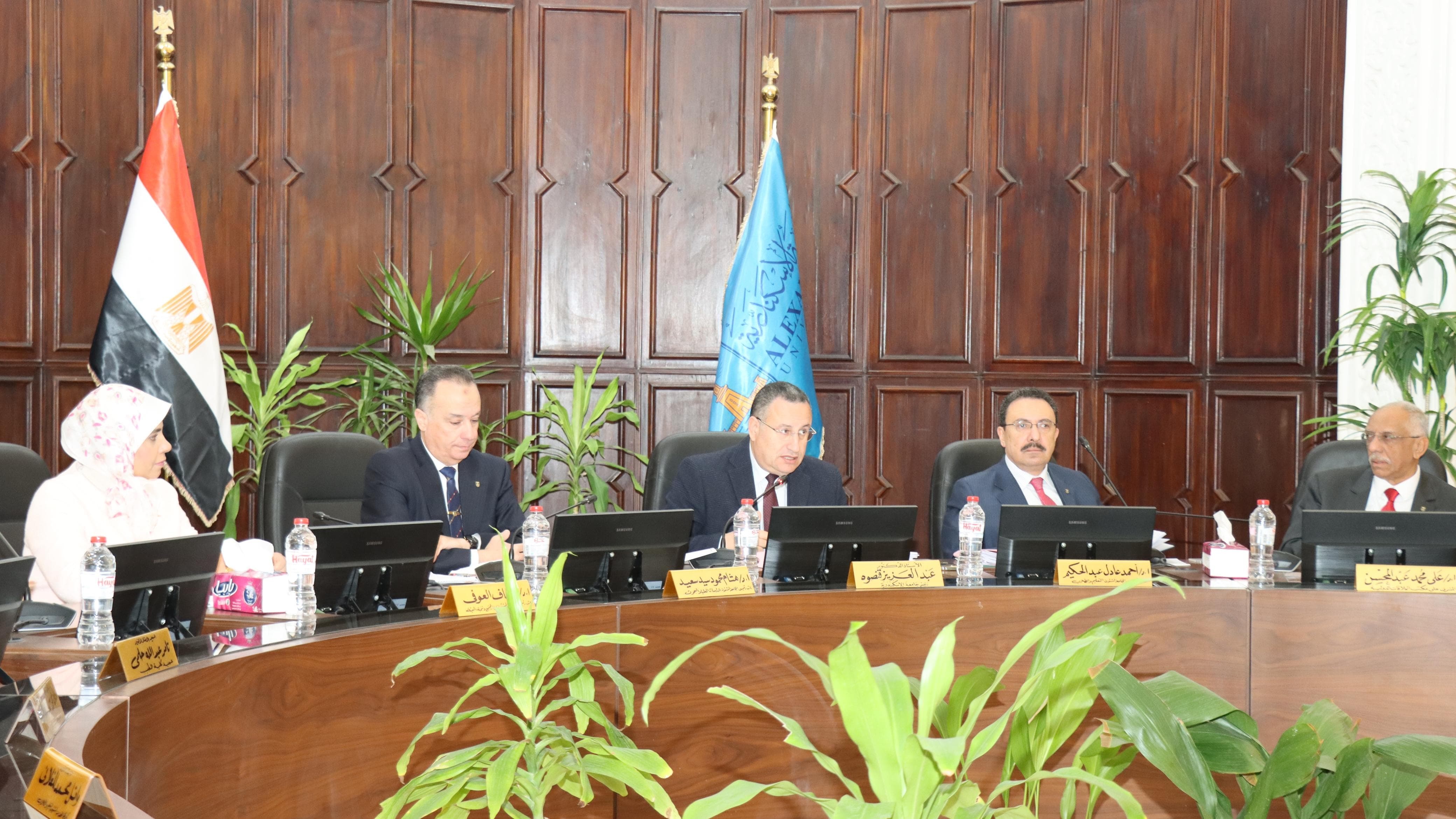 b8da433e ed34 4eee 95b3 daa1694f0f27