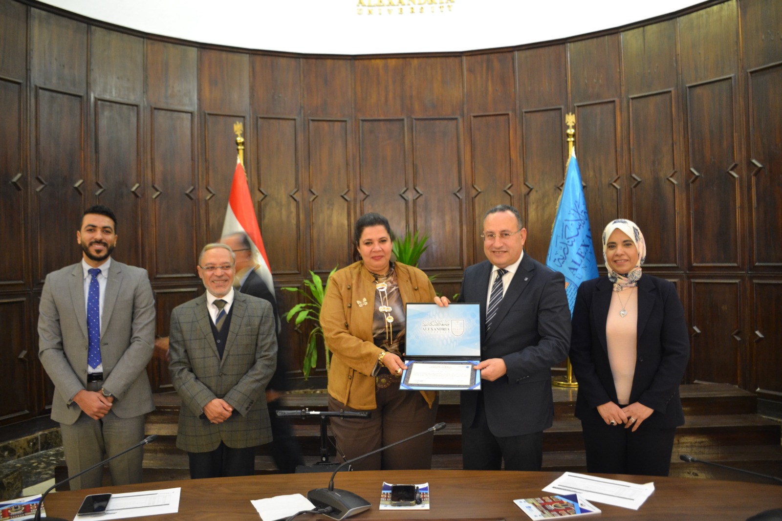 c80bb443 a720 444c 847c f8520fe868f0