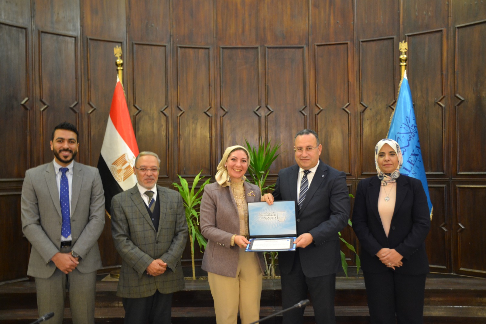 d7a27ea6 b02a 4973 acec d4ba110d286c