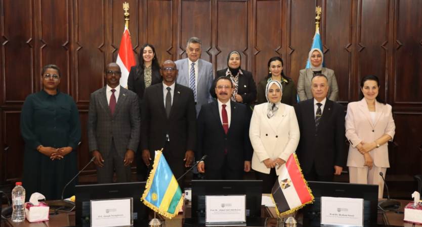 Acting President of Alexandria University Receives Rwandan Minister of Education and Rwandan Ambassador to Discuss Enhancing Academic and Research Cooperation