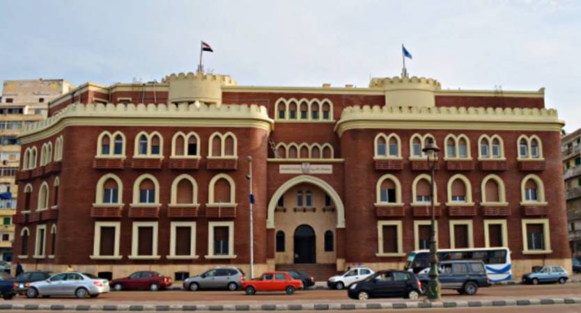  جامعة الإسكندرية تبدأ إعداد وتأهيل فرقها المشاركة في مسابقة «نُعيد.. نُبدع.. نَبني» لإدارة المخلفات الجامعية